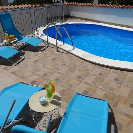Gorgeous With Sea View Apartment Crikvenica
